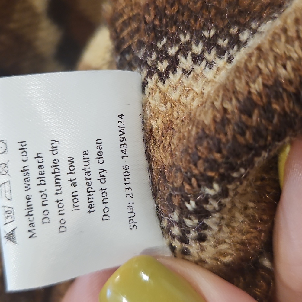 OGL Brown and Tan Turtleneck Sweater Classic Knit Design - Picture 5 of 5
